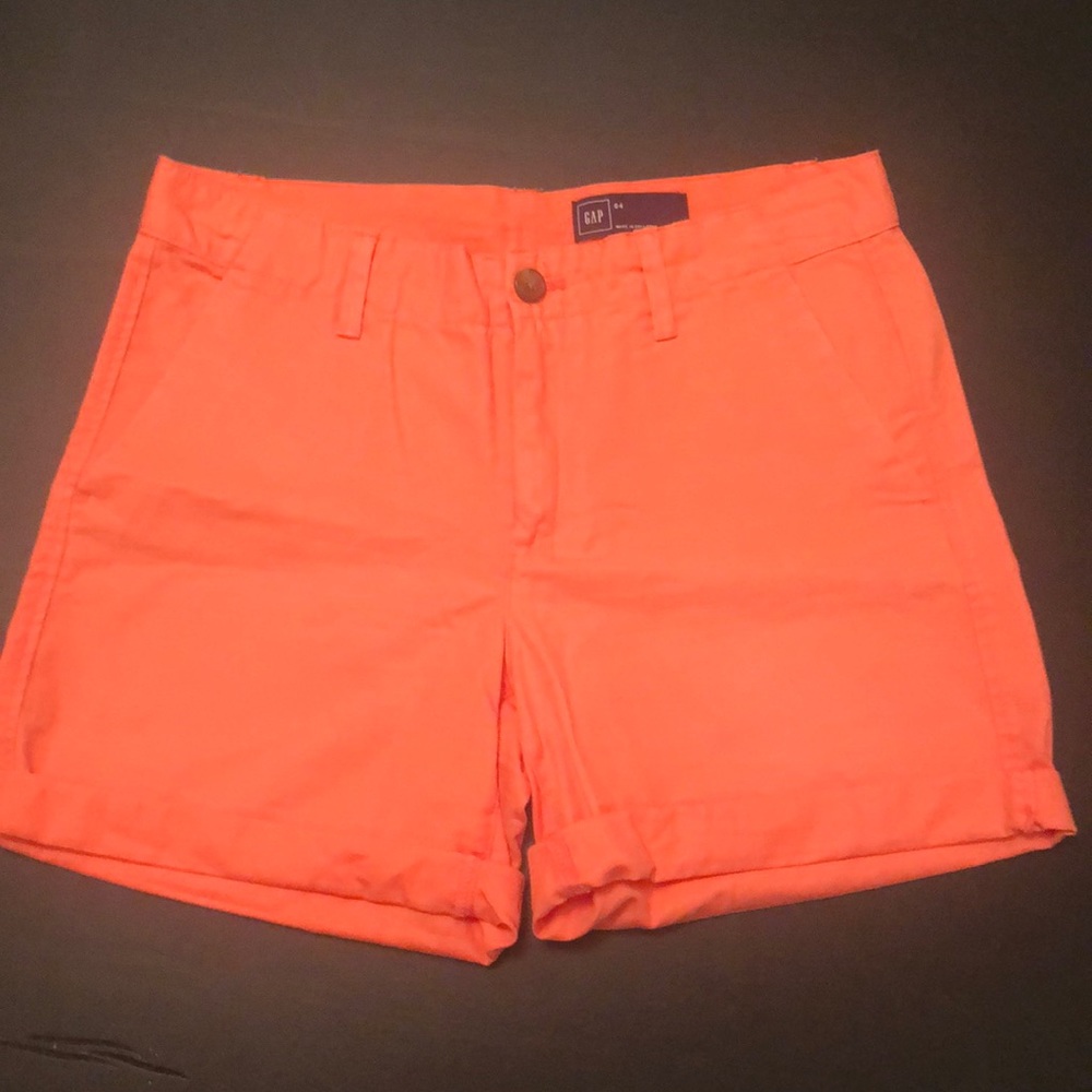 Gap roll shorts